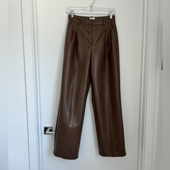 Aritzia Wilfred 4 Brown Faux Leather Carrot Pleated Pants - Picture 4 of 9